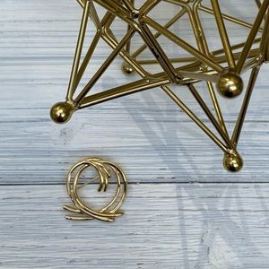 Vintage Crown trifari gold circle brooch, double open wave swirl